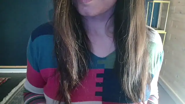 Snapshot of NicoleLove_ chatting on June 5, 2026, 6:52 am NicoleLove online show from June 5, 2026, 6:52 am