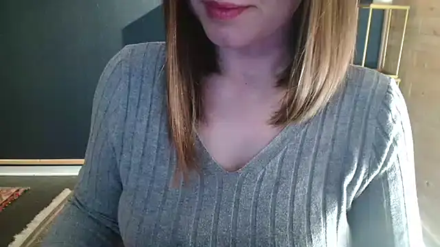 Snapshot of NicoleLove_ chatting on June 7, 2026, 2:16 am NicoleLove online show from June 7, 2026, 2:16 am