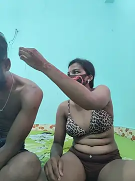 Hot-Couple4 online show from June 3, 2026, 10:51 am