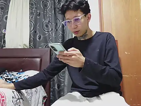 Alexander 2003Castro online show from May 30, 2026, 4:31 am