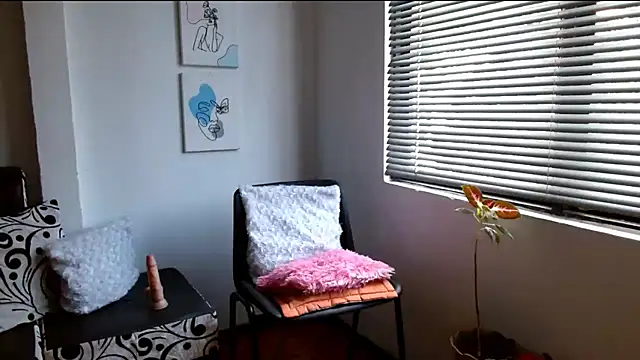 alisonnturbay online show from June 2, 2026, 12:40 pm
