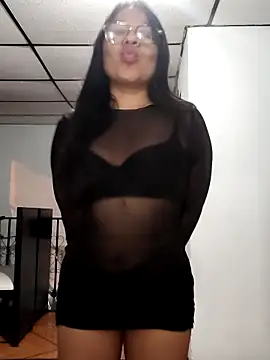 alisonnturbay online show from June 4, 2026, 2:39 am