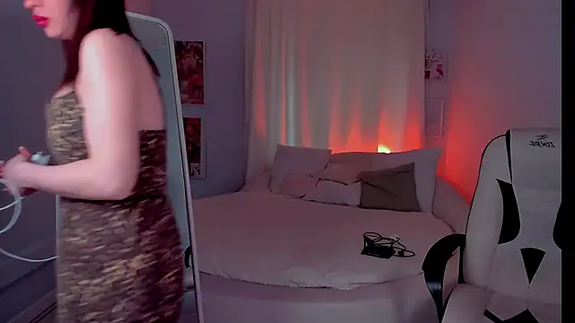 pearl gloww online show from April 16, 2026, 1:45 pm