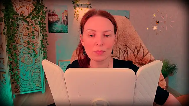 LanaRadiance online show from June 6, 2026, 9:47 am