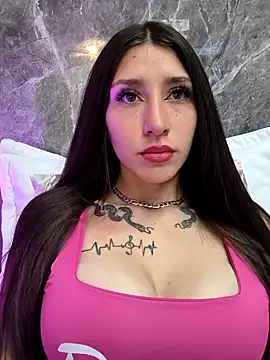 Anggel Doll online show from April 11, 2026, 12:42 pm