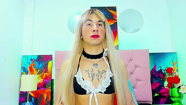 SolHiltton online show from April 20, 2026, 8:43 pm