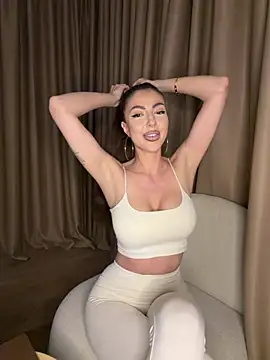 VelvetDesireX online show from April 11, 2026, 7:40 pm