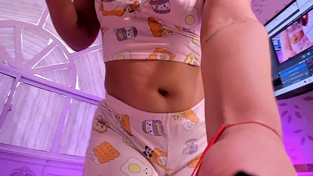 alisha desire online show from April 20, 2026, 8:32 pm