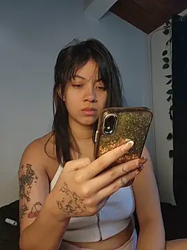 NefertitiXO online show from June 7, 2026, 6:00 pm