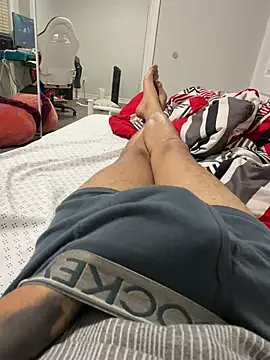 Avvvzz online show from April 10, 2026, 6:18 am