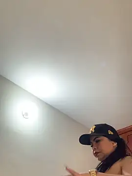 Snapshot of megan_purpura chatting on June 5, 2026, 7:19 pm megan purpura online show from June 5, 2026, 7:19 pm