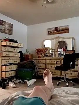 Snapshot of illdoitforetty chatting on April 10, 2026, 6:45 pm illdoitforetty online show from April 10, 2026, 6:45 pm