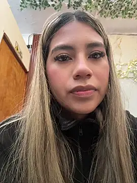Kimmiebellarie online show from June 9, 2026, 1:12 pm