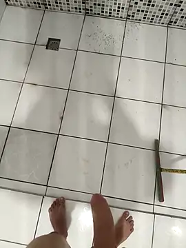 Snapshot of Ninja021 chatting on April 11, 2026, 3:44 am Ninja021 online show from April 11, 2026, 3:44 am