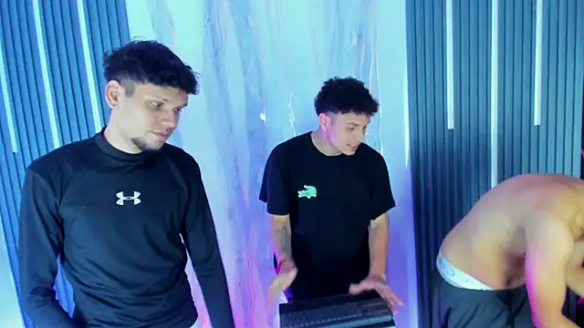 The King Swit online show from April 13, 2026, 8:47 pm