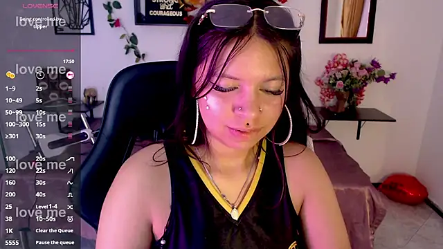 milu1220  online show from June 3, 2026, 4:48 am