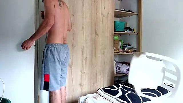 andrew 1520 online show from January 13, 2026, 3:39 pm