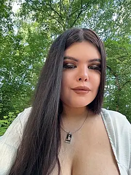 AmeliaBronze online show from June 7, 2026, 12:59 am