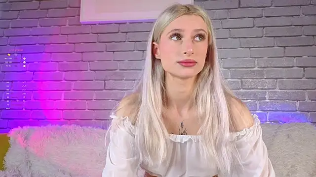 LuxuryBarbie online show from May 15, 2026, 9:05 am