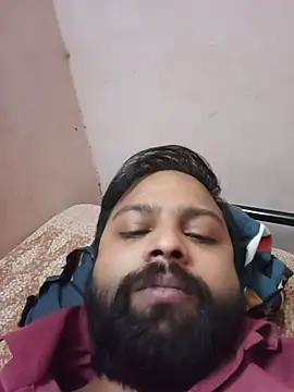 Arnav13579 online show from May 18, 2026, 7:47 am