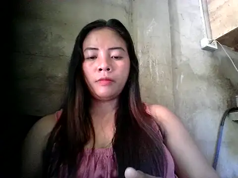 pinayysimple online show from April 25, 2026, 3:53 am
