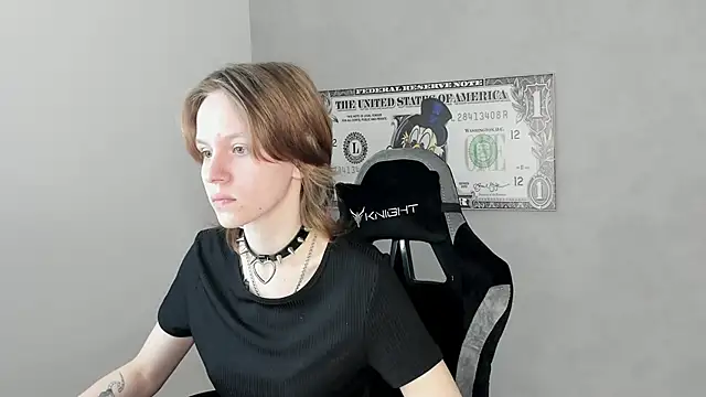 Snapshot of Milena_Milyan chatting on May 6, 2026, 1:14 am Milena Milyan online show from May 6, 2026, 1:14 am