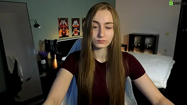 Snapshot of Your_Emily25 chatting on April 19, 2026, 8:24 am Your Emily25 online show from April 19, 2026, 8:24 am