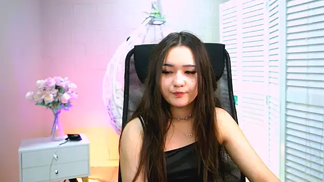 AmiMeow  online show from April 28, 2026, 8:41 am