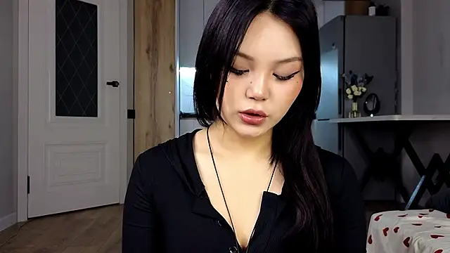 Snapshot of k10ko chatting on May 21, 2026, 3:35 am k10ko online show from May 21, 2026, 3:35 am