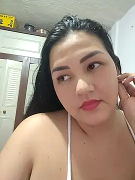 claabella online show from April 15, 2026, 7:58 pm