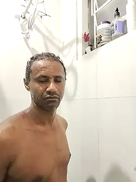 PauloStar1979 online show from April 28, 2026, 10:15 pm