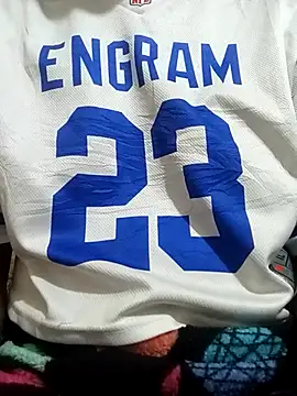 Beverlyswees online show from April 15, 2026, 5:03 am