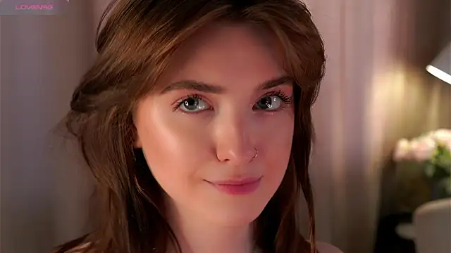 Snapshot of RenateVashaw chatting on June 3, 2026, 2:33 pm RenateVashaw online show from June 3, 2026, 2:33 pm