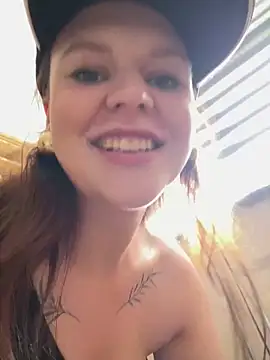 SweetLikaaa online show from May 2, 2026, 9:58 am