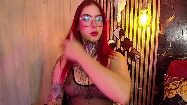Atenea Red online show from June 5, 2026, 7:19 pm