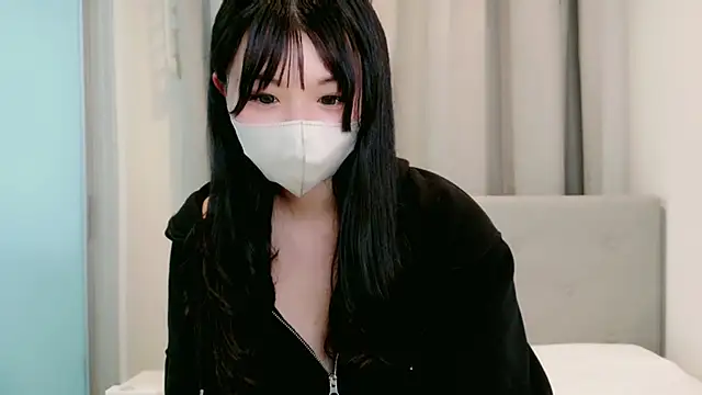 miu  k online show from April 14, 2026, 1:28 pm