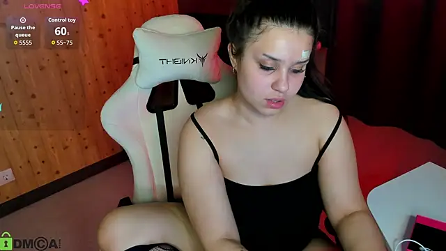 nicolewoss online show from June 8, 2026, 11:10 am