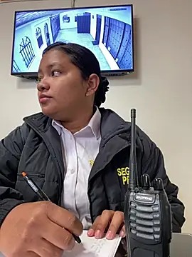 Snapshot of VANNESA_SECURITY chatting on April 14, 2026, 2:34 pm VANNESA SECURITY online show from April 14, 2026, 2:34 pm