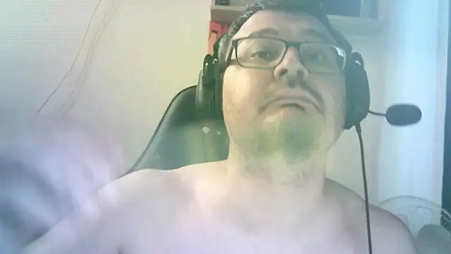 FantastickBombastick online show from May 6, 2026, 3:17 pm
