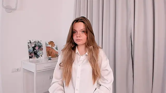 MarloEinck online show from April 18, 2026, 6:23 pm