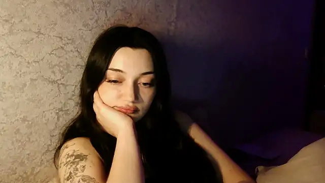 babelillian online show from April 17, 2026, 9:29 pm