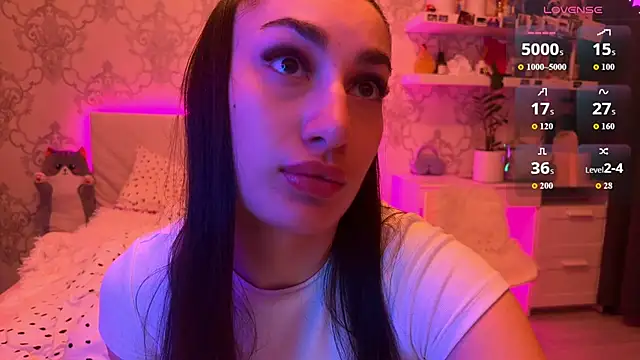 MyNaomi online show from June 7, 2026, 8:45 pm