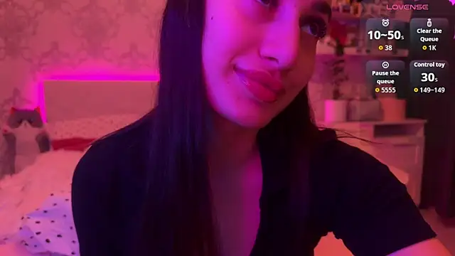 MyNaomi online show from June 9, 2026, 8:09 pm