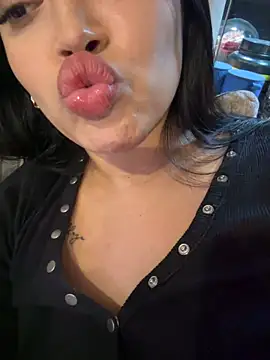 Sara fun online show from January 15, 2025, 5:29 am