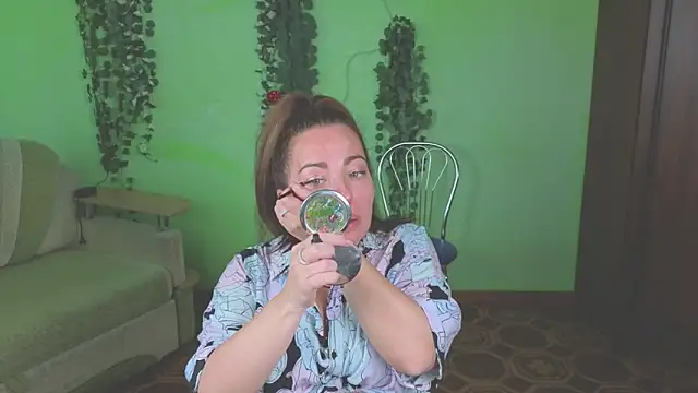 Zoe Zephyr online show from June 9, 2026, 5:19 am
