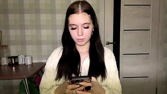 Bubble Eva online show from April 21, 2026, 5:50 pm