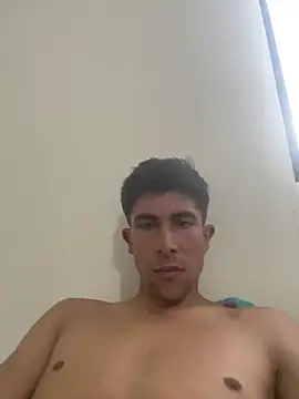 Luis-avatar online show from April 17, 2026, 10:35 pm