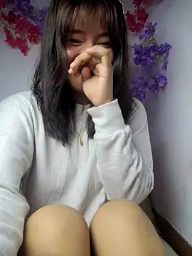LunaaMarshmallow online show from June 11, 2026, 4:32 am