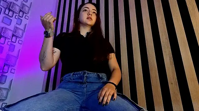 LexavegA online show from April 17, 2026, 11:08 pm