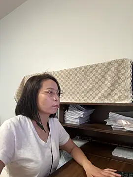 lisha521 online show from June 10, 2026, 1:28 am